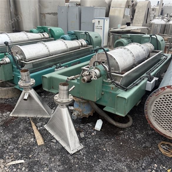 二手臥螺離心機多少錢